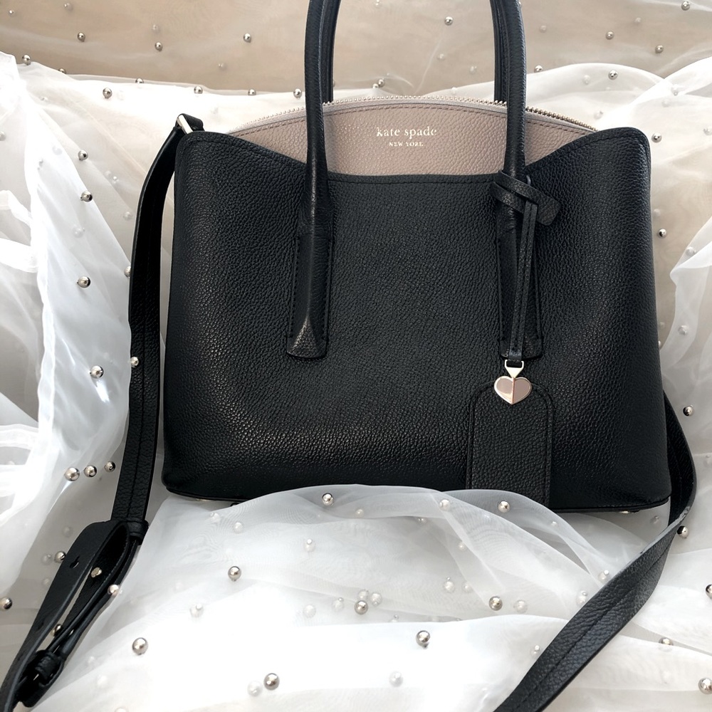 Authentic Kate Spade purse, barely used!